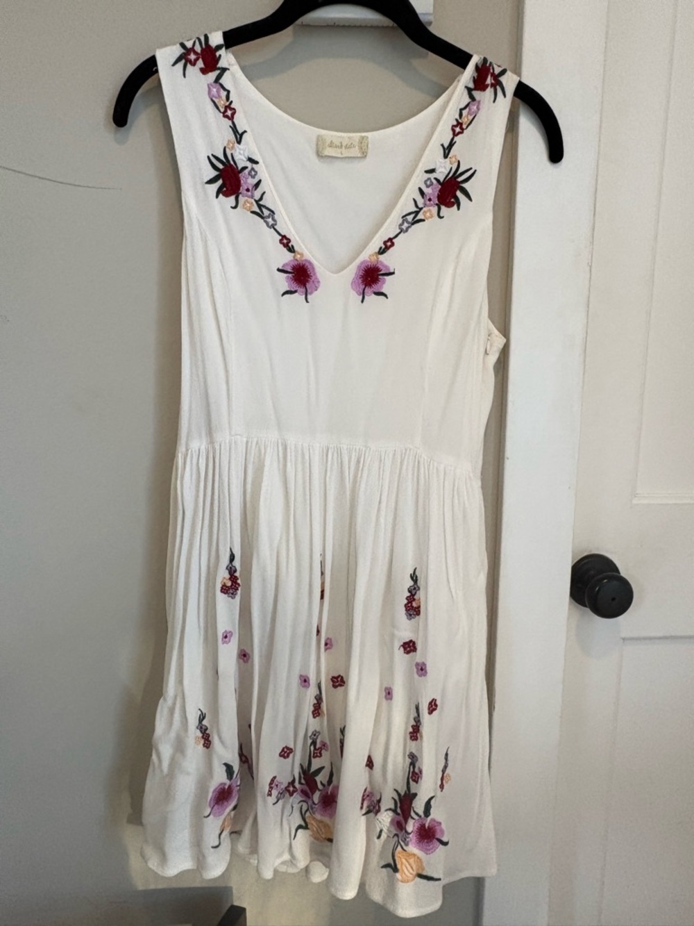 Altar'd State White Sleeveless Dress with Colorful Floral Embroidery